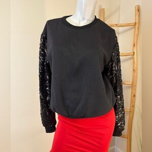 Navie Women's Black Long Sequined Sleeve Crew Neck Sweatshirt Size M EUC